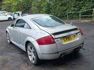 Audi TT 8N 2001