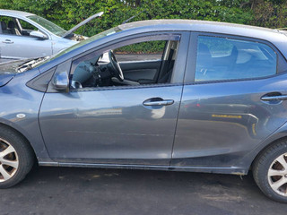 Mazda 2 DE рест. DE 2010