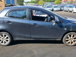 Mazda 2 DE рест. DE 2010