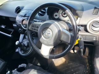 Mazda 2 DE рест. DE 2010