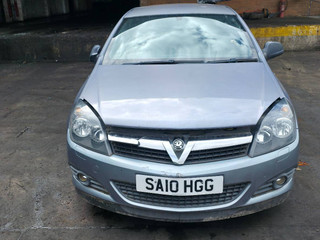 Opel Astra GTC H рест. 2010