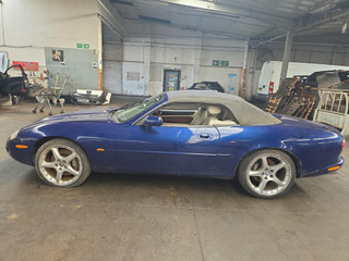 Jaguar XK  X100 2000