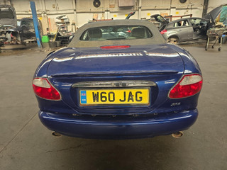 Jaguar XK  X100 2000