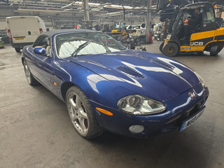 Jaguar XK  X100 2000