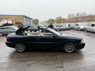 Volvo C70 2002