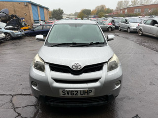 Toyota Urban Cruiser XP110 2012