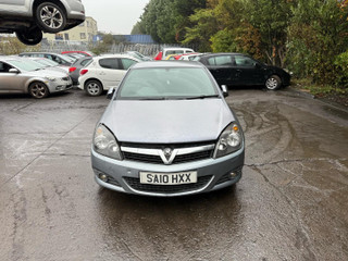 Opel Astra GTC H рест. 2010