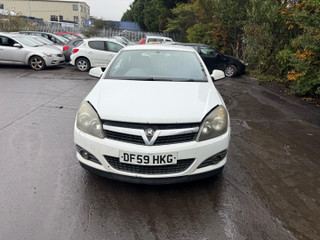 Opel Astra GTC H рест. 2010