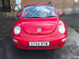 Volkswagen Beetle 2 2004