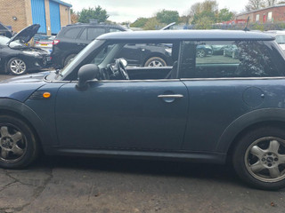 Mini Cooper 2 R56 2009