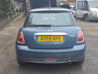 Mini Cooper 2 R56 2009