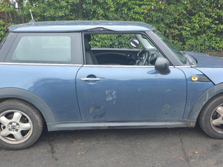 Mini Cooper 2 R56 2009