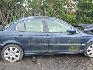 Jaguar X-Type  X400 2005
