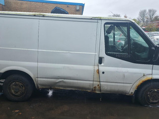 Ford Transit 7 2011
