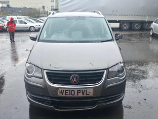 Volkswagen Touran рест. 2010