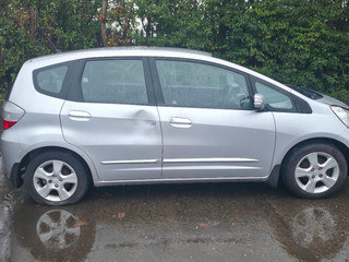 Honda Jazz 2  рест. GG6 2011
