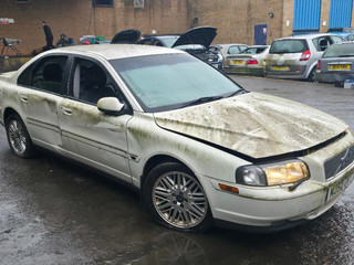 Volvo S80 2003