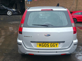 Ford Fusion 2005