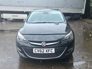 Opel Astra J рест. 2012