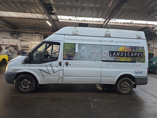 Ford Transit 7 2012