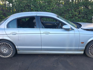 Jaguar S-Type рест. X200 2006