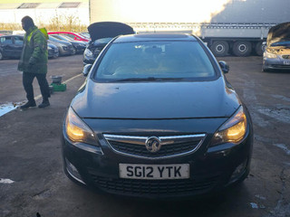 Opel Astra J 2012