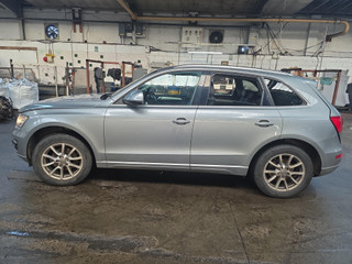Audi Q5 8R 2010