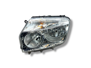 Фара галоген левая Dacia Duster 1 поколение 2013, 1.5 л., DCi, K9K 898, дизель, 6МКПП, grayish green tpm / tefaa, внедорожник 5 дв., полный привод, правый руль, 1305236683