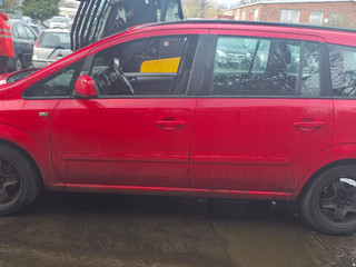 Opel Zafira 2  (B) рест. 2013