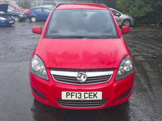 Opel Zafira 2  (B) рест. 2013