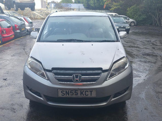 Honda FR-V  BE5 2006