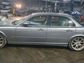 Jaguar XJ 3 X350 2003