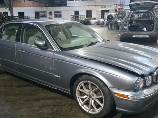 Jaguar XJ 3 X350 2003
