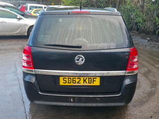 Opel Zafira 2  (B) рест. 2012