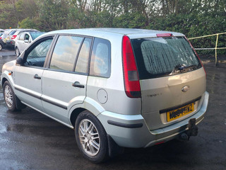 Ford Fusion 2004