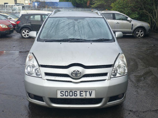 Toyota Corolla Verso 2  AR10 2005