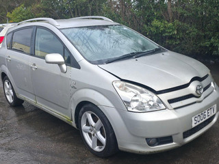 Toyota Corolla Verso 2  AR10 2005