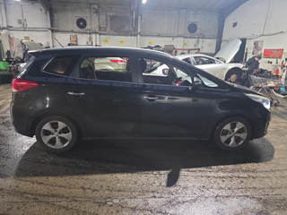 Kia Carens 3 RP 2013