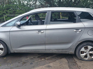 Kia Carens 3 RP 2013