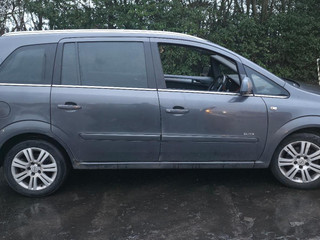 Opel Zafira 2  (B) рест. 2011
