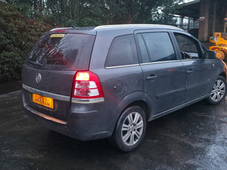 Opel Zafira 2  (B) рест. 2011