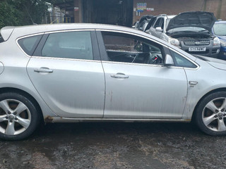 Opel Astra J 2012