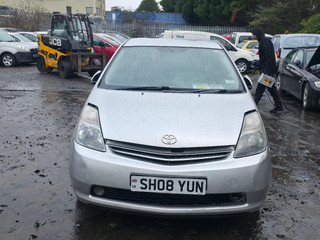 Toyota Prius 2  XW20 рест. 2008