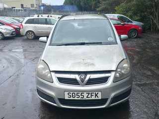 Opel Zafira 2  (B) 2005