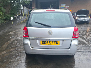 Opel Zafira 2  (B) 2005