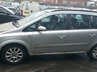 Opel Zafira 2  (B) 2005