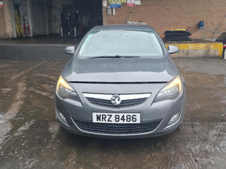 Opel Astra J 2010