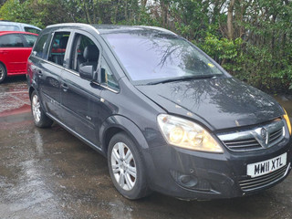 Opel Zafira 2  (B) рест. 2011