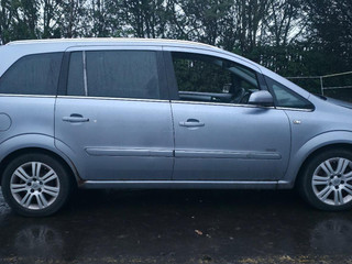 Opel Zafira 2  (B) рест. 2008