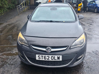 Opel Astra J рест. 2012